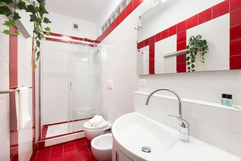 Casa Azzurra -central Station-free Luggage Storage Apartment *